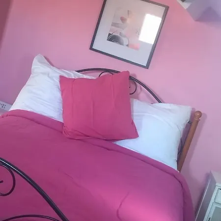 Chambre Pinky Elisabeth Proche Paris * Stains